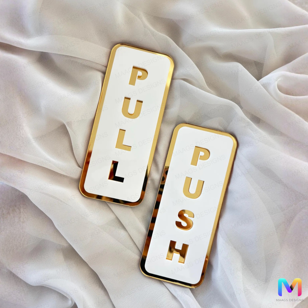 Push Pull Signs in Acrylic 3 x 6 inches Acrylic: Gold in White